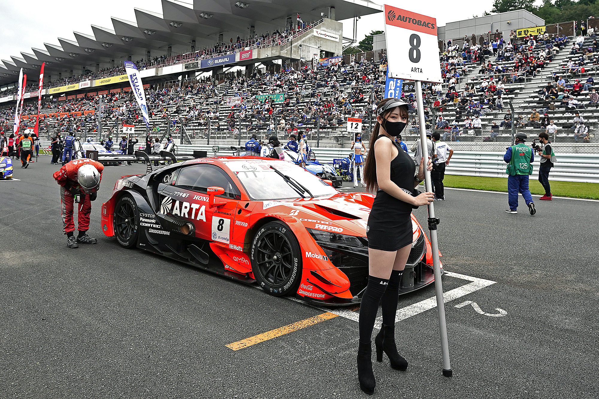 Gt500はdenso Kobelco Sard Gr Supra Gt300はリアライズ 日産自動車大学校 Gt Rが初優勝 Jafモータースポーツ