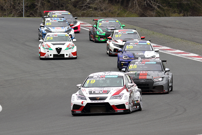 サポートレースもエキサイティングな戦いが展開！ | JAFモータースポーツ