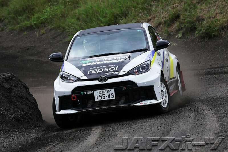 写真：Nクラス優勝は河田富美男選手（柴レプソルGR高田ヤリスDAT）。