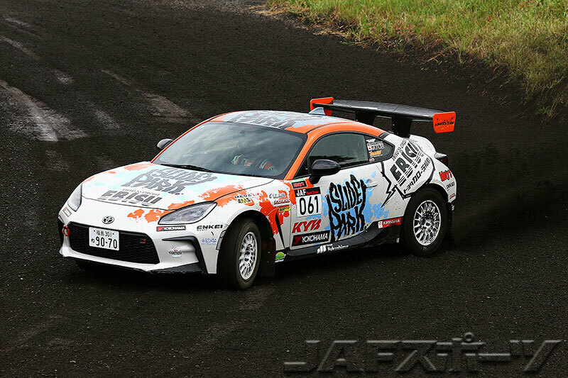 写真：PN3クラス優勝は竹本幸広選手（YH・KYB・スラパ・GR86）。